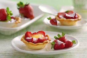 Strawberry Kiwi Bliss Tartlets